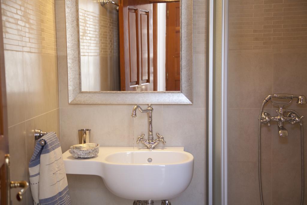 Villa Lindos Buitenkant foto