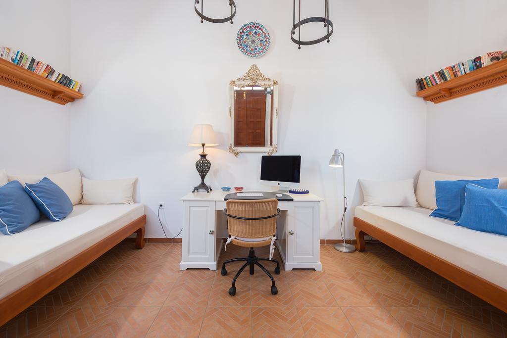 Villa Lindos Buitenkant foto