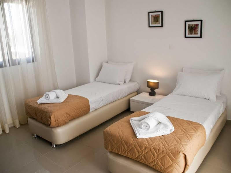 Villa Lindos Buitenkant foto